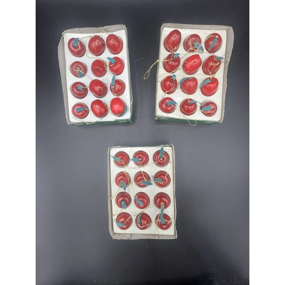 VTG Pier 1 Imports Wooden Apple Christmas Tree Ornaments Lot 36 Red Fruit Decor
